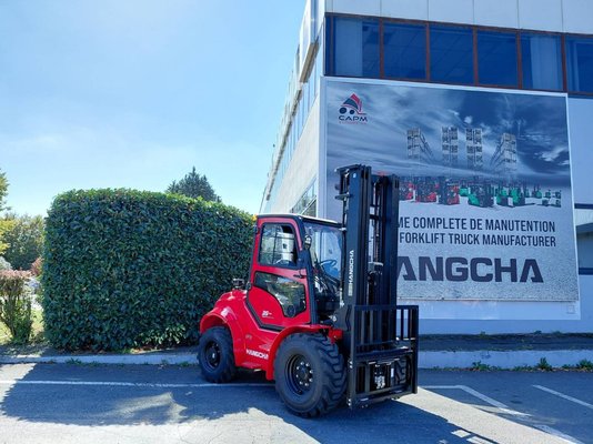 Chariot élévateur tout terrain Hangcha TT35-4 (CPCD35-XW33C-RT4)