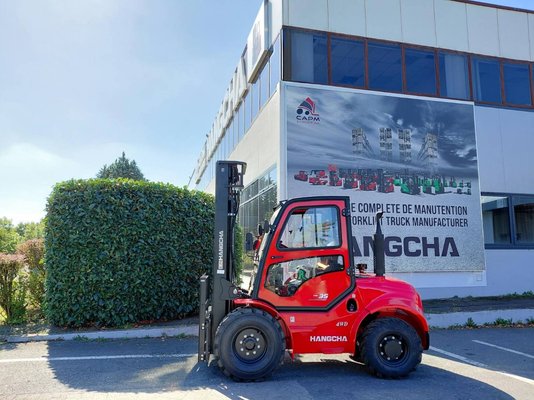 Chariot élévateur tout terrain Hangcha TT35-4 ( CPCD35-XW33C-RT4 )
