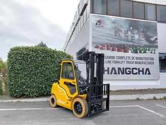 Chariot élévateur frontal 4 roues Hangcha XE35i (CPD35-XEY2HA-SI)