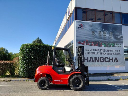 Chariot élévateur tout terrain Hangcha TT30-2