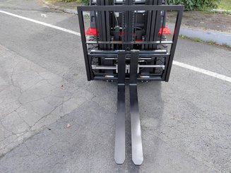 Chariot élévateur frontal 4 roues Hangcha XF25D-2 (CPCD25-X2H7F1)
