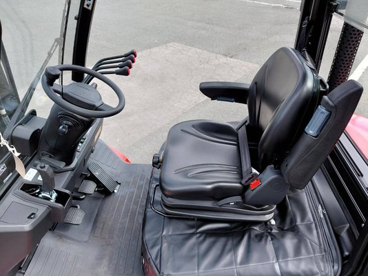 Chariot élévateur frontal 4 roues Hangcha XF25D-2 (CPCD25-X2H7F1)