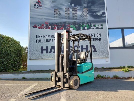 Chariot élévateur frontal 3 roues - ERP15VTSWB