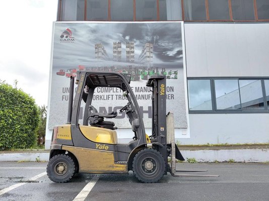 Chariot élévateur frontal 4 roues Yale GDP20VX