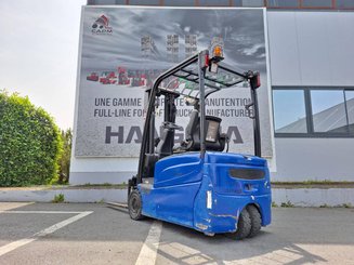 Chariot élévateur frontal 3 roues Hyster  J16XNTLWB