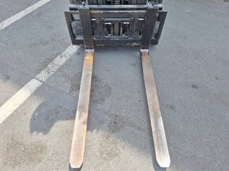 Chariot élévateur frontal 3 roues Hyster  J16XNTLWB