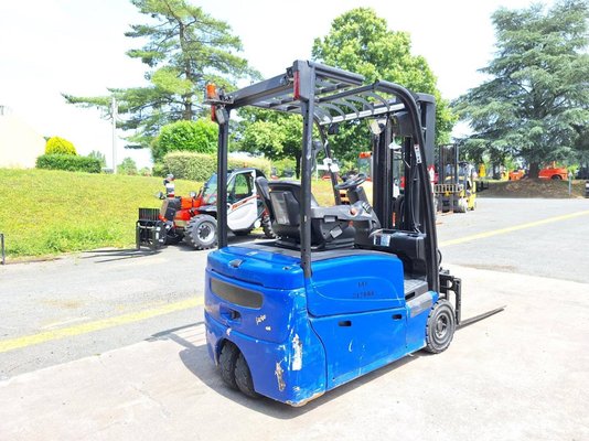 Chariot élévateur frontal 3 roues Hyster  J16XNTLWB