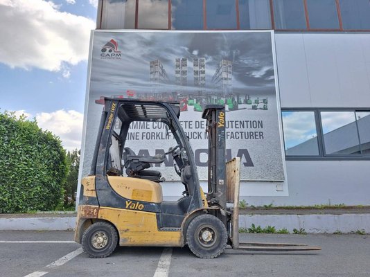 Chariot élévateur frontal 4 roues Yale gdp16vx