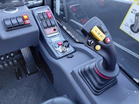 Unknown range 728 Manitech T150H