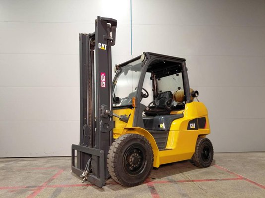 Chariot élévateur frontal 4 roues - GP40NTD