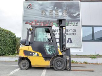 Chariot élévateur frontal 4 roues Caterpillar GP25NTD