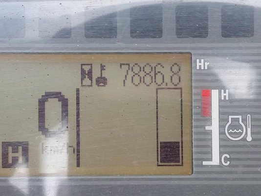 Chariot élévateur frontal 4 roues Caterpillar GP30N