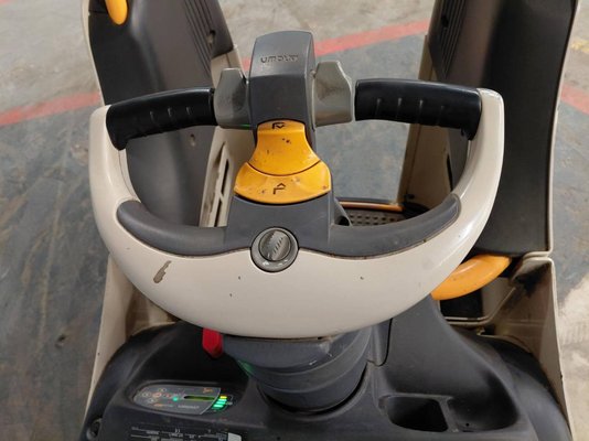 Transpalette porté debout Crown WT3040 2.00