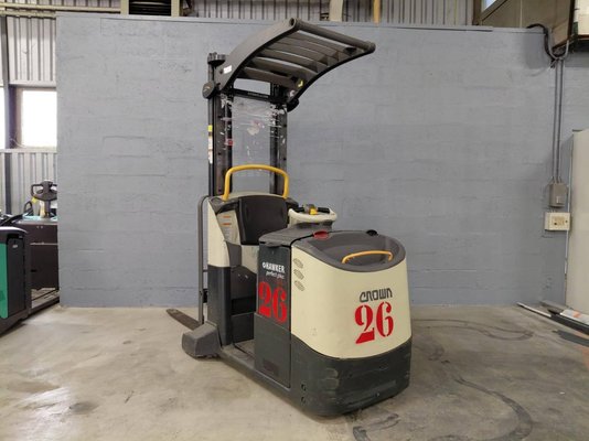 Préparateur de commandes Crown MPC3040-12