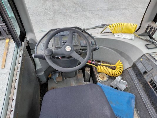 Tracteur industriel Terberg RT222