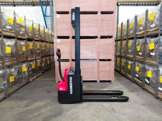 Gerbeur accompagnant Hangcha CDD12-AMC2-L