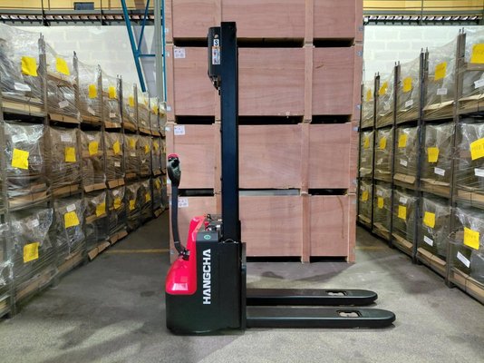 Gerbeur accompagnant Hangcha CDD12-AMC2-L