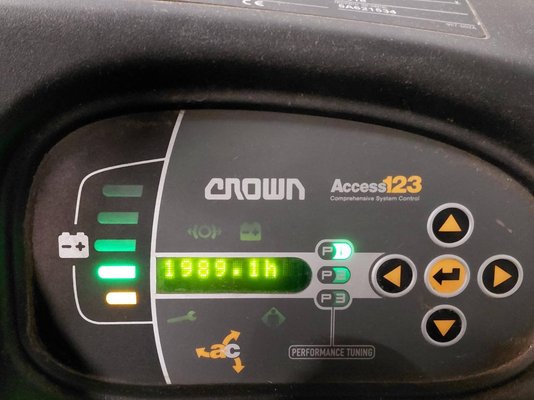 Transpalette porté debout Crown WT3040