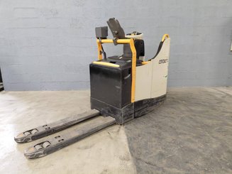Transpalette porté debout Crown WT3040