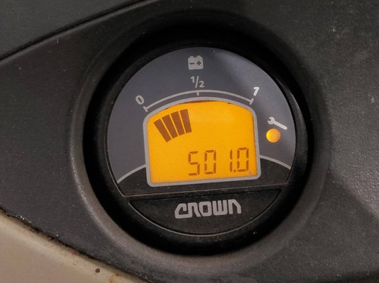 Transpalette accompagnant Crown WP3020-2.0