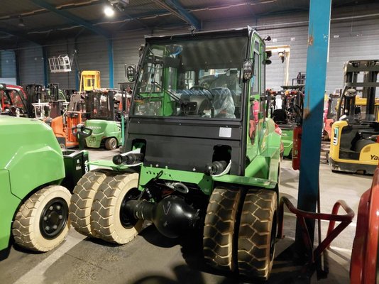 Chariot élévateur frontal 4 roues Hangcha XC100i (CPD100-XCY2-SI)