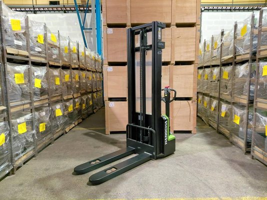 Gerbeur accompagnant Hangcha CDD15-A2MC2-ISZ