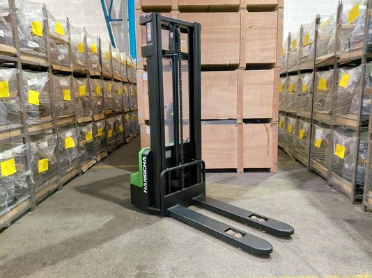 Gerbeur accompagnant Hangcha CDD15-A2MC2-ISZ