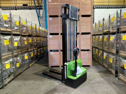 Gerbeur accompagnant Hangcha CDD15-A2MC2-ISZ