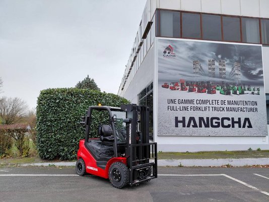 Chariot élévateur frontal 4 roues Hangcha XF25D-2 (CPCD25-X2H7F1)