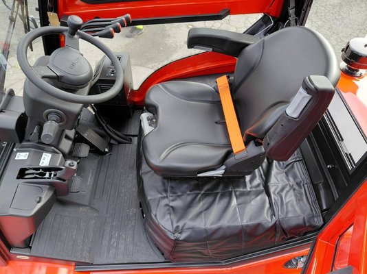 Chariot élévateur tout terrain Hangcha TT30-4 (CPCD30-XW98C-RT4)