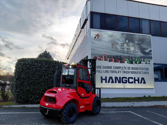 Chariot élévateur tout terrain Hangcha TT30-4 (CPCD30-XW98C-RT4)