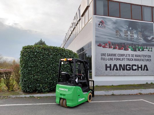 Chariot élévateur frontal 3 roues Hangcha  XC3-18i (CPDS18-XCY2G-SI) 