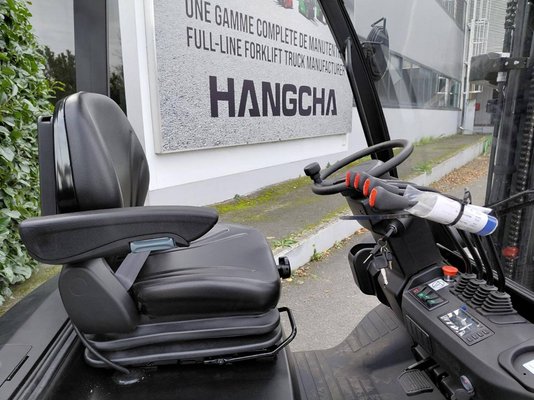 Chariot élévateur frontal 3 roues Hangcha XC3-18i