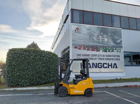 Chariot élévateur frontal 4 roues - XE20Ci ( CPD20-XEXY2HA-SI )