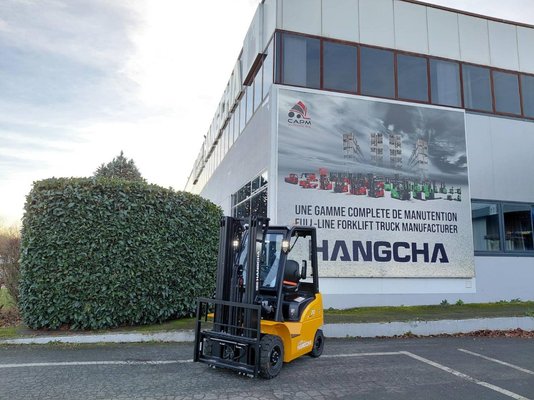 Chariot élévateur frontal 4 roues Hangcha XE20Ci ( CPD20-XEXY2HA-SI )