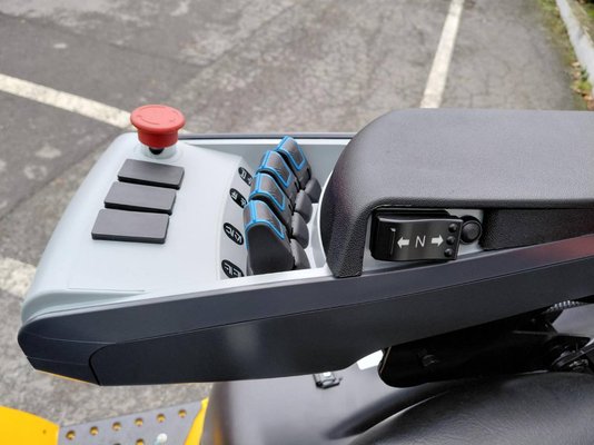 Chariot élévateur frontal 4 roues Hangcha XE20Ci ( CPD20-XEXY2HA-SI )