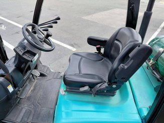 Chariot élévateur frontal 4 roues Hyster H3.00FT