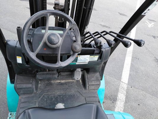 Chariot élévateur frontal 4 roues Hyster H3.00FT