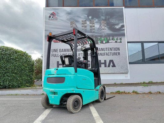 Chariot élévateur frontal 4 roues Hyster J2.50XM