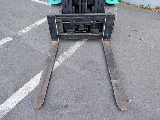 Chariot élévateur frontal 4 roues Hyster J2.50XM