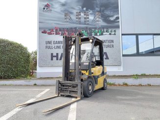 Chariot élévateur frontal 4 roues Yale GDP25VX