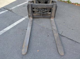 Chariot élévateur frontal 4 roues Yale ERP30VL