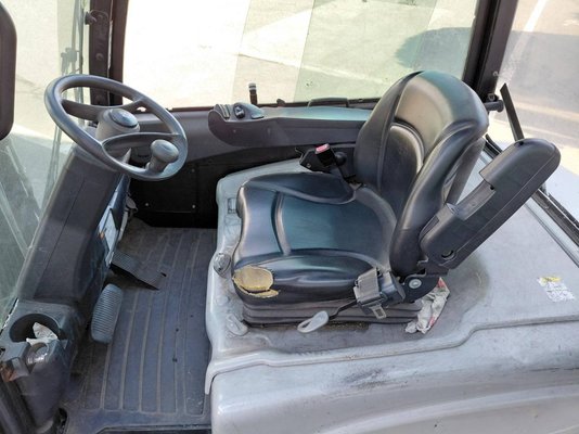 Chariot élévateur frontal 4 roues Yale ERP30VL