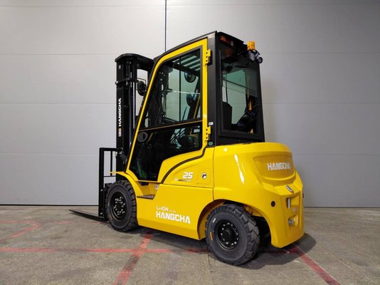 Chariot élévateur frontal 4 roues Hangcha XE25i ( CPD25-XEY2HA-SI )