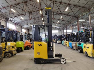 Chariot à mât rétractable Yale MR14