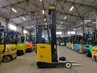 Chariot à mât rétractable Yale MR14