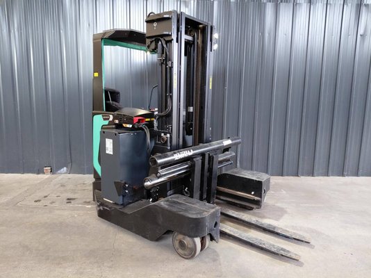 Chariot à mât rétractable multidirectionnel - RBM25N2