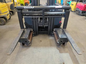 Chariot à mât rétractable multidirectionnel Mitsubishi RBM25N2