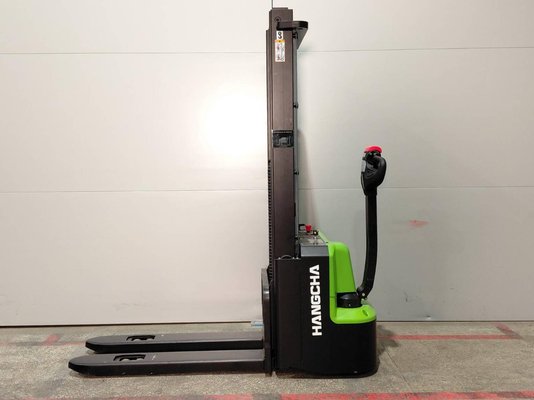 Gerbeur accompagnant Hangcha CDD12-AMC2-Li