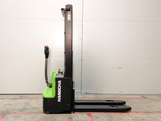 Gerbeur accompagnant Hangcha CDD12-AMC2-Li